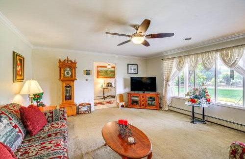 Laurel Springs Maison | Blue Ridge Mtn Views Ranch-Style Home in Sparta!