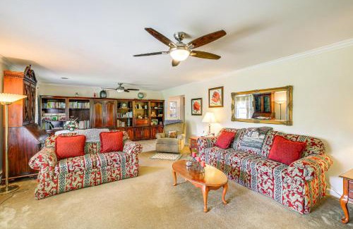 Laurel Springs Maison | Blue Ridge Mtn Views Ranch-Style Home in Sparta!