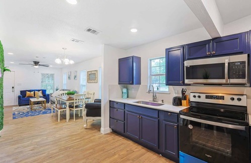 Dallas Maison | Blue Royalty - 4bd Downtown close to everything