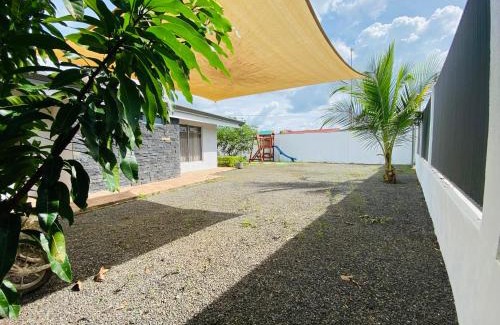 Canton Guatuso Maison | Blue Rriver House