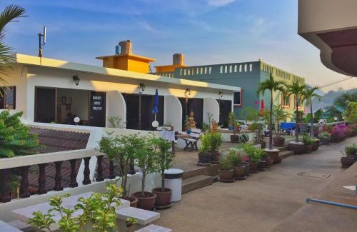 Nanai Road Hôtel | Blue Sky Residence