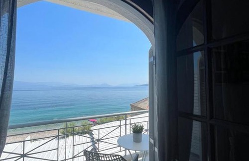 Kiato Appartement | Blue Wave Apartment