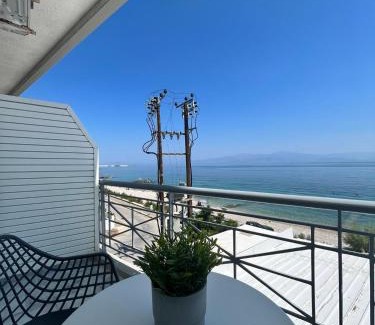Kiato Appartement | Blue Wave Apartment