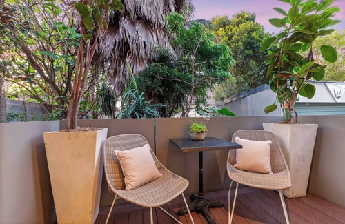 Petersham Appartement | Blue Willow Cosy Hideaway with Everyday Comfort