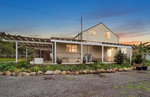 Fullerton Cove Appartement | Blue Wren Barn. Huge Spa - Country escape
