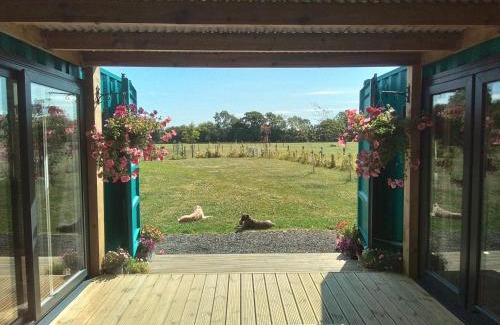 Evesham Maison | Bluebell Cabin
