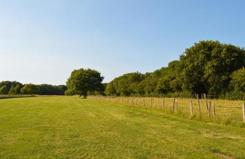 Brackley Appartement | Bluebell Cottage at The Old Tractor Barn
