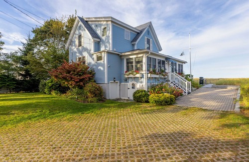Biddeford Pool Maison | Bluebell Cottage Beachfront Vacation