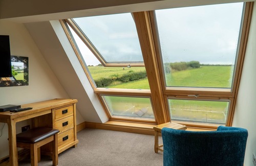 Newton in Furness Cottage | Bluebell Cottage - Two bedroom property with hot tub, close to the beach.