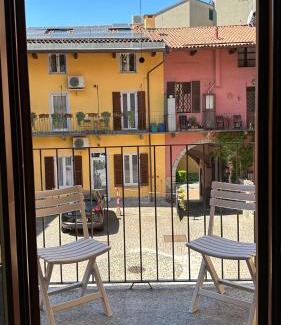 Luino Appartement | Blueberry Villa - Historic Center