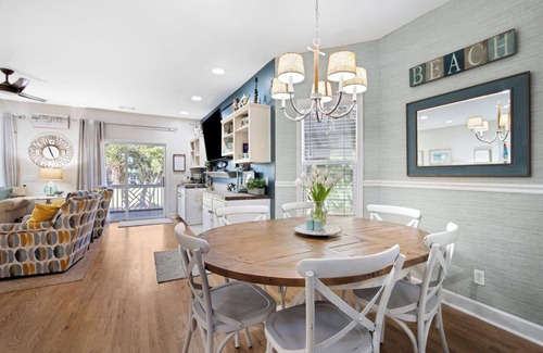 Bonito Boathouses Maison | Bluegrass Beach House