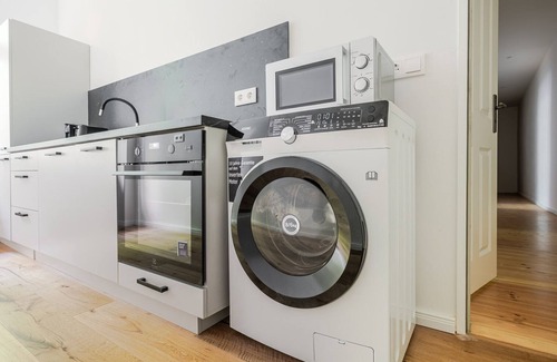 Alt-Treptow Appartement | Blueground | Alt-Treptow, view, nr Treptower Park