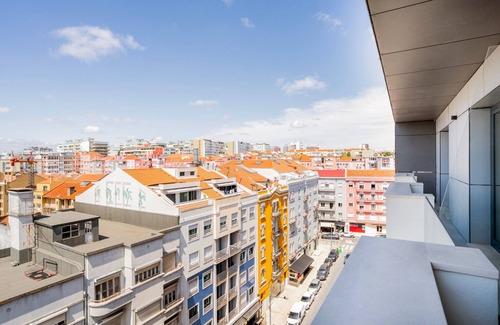 Casal da Ladeira Appartement | Blueground | Alvalade, balcony, nr Campo Pequeno