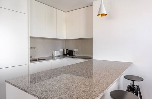 Casal da Ladeira Appartement | Blueground | Alvalade, balcony, nr Campo Grande