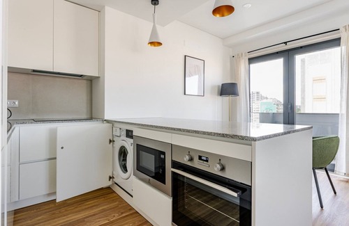 Casal da Ladeira Appartement | Blueground | Alvalade, balcony, nr Campo Grande