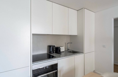Casal da Ladeira Appartement | Blueground | Alvalade, balcony, nr Campo Pequeno