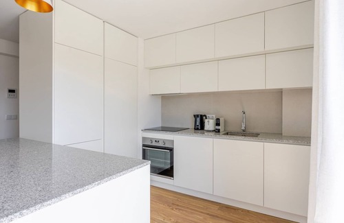 Casal da Ladeira Appartement | Blueground | Alvalade, balcony, nr Campo Grande