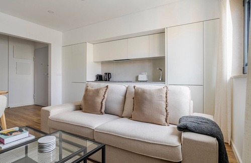 Casal da Ladeira Appartement | Blueground | Alvalade, view, nr Campo Pequeno