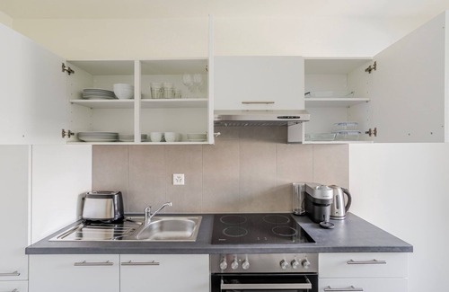 Matthaus Appartement | Blueground | Basel-Matthäus, balcony, nr Tinguely Museum