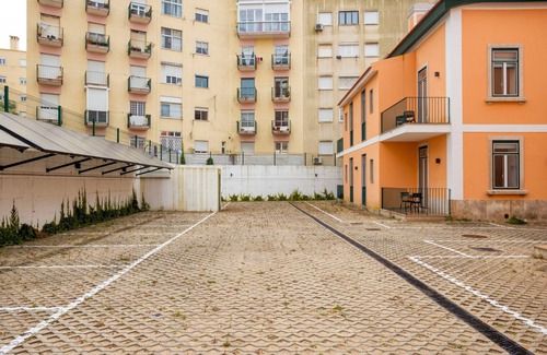 Benfica Appartement | Blueground | Benfica, fully furnished & equipped
