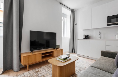 Benfica Appartement | Blueground | Benfica, furnished & fully equipped