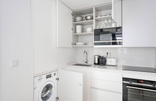 Benfica Appartement | Blueground | Benfica, furnished & fully equipped