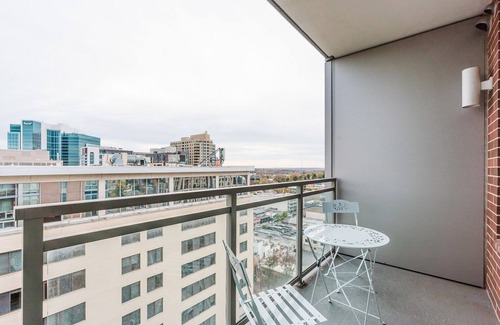 Woodmont Triangle Appartement | Blueground | Bethesda 1bd apartment