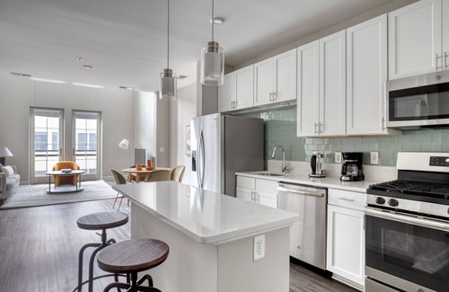 Bethesda Maison | Blueground | Bethesda, fitness center, nr Cabin John Park