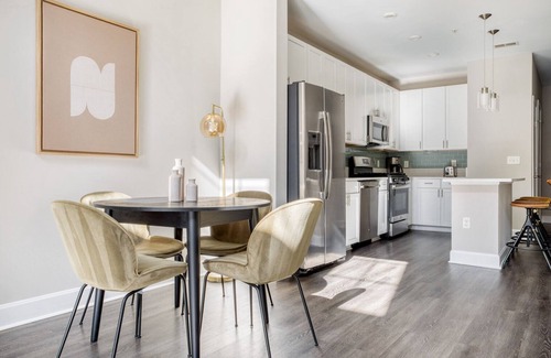 Bethesda Maison | Blueground | Bethesda, fitness center, nr Cabin John Park