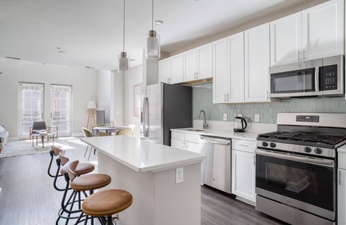 Bethesda Maison | Blueground | Bethesda, fitness center, nr Cabin John Park