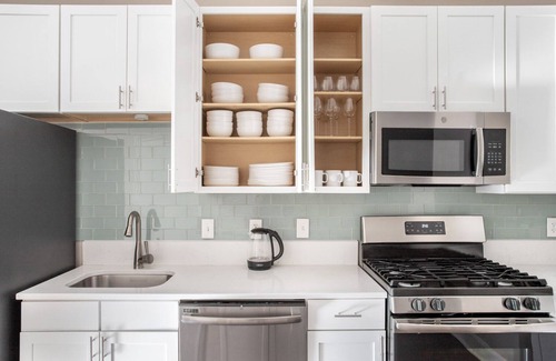 Bethesda Maison | Blueground | Bethesda, fitness center, nr Cabin John Park