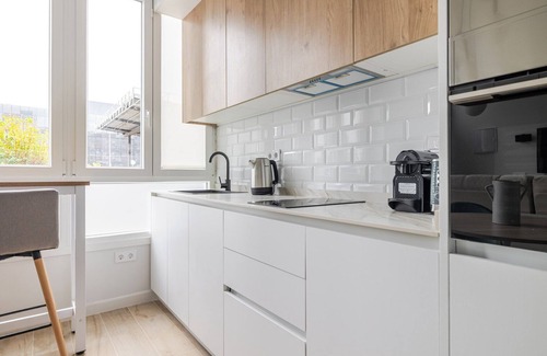 Cotos Appartement | Blueground | Castilla, AC & w/d, nr Retiro