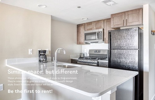 Court House Appartement | Blueground | Clarendon, pool, nr Arlington Park