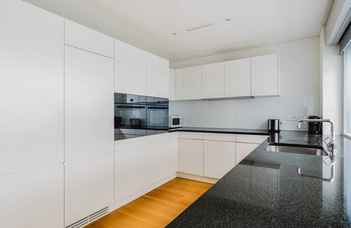 Escher Wyss Appartement | Blueground | Escher Wyss, elev & w/d, nr market