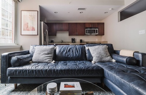 George Washington University Appartement | Blueground | Foggy Bottom 1bd apartment