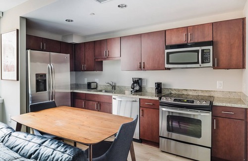 George Washington University Appartement | Blueground | Foggy Bottom 1bd apartment