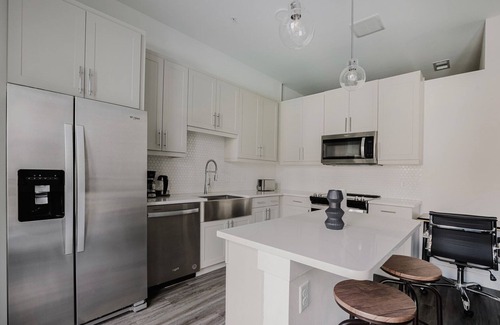 Highland Appartement | Blueground | Highland 1bd apartment
