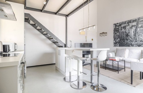 Barrio de La Latina Appartement | Blueground | La Latina, AC & w/d, nr Retiro