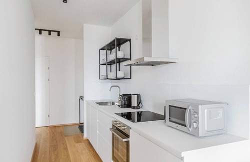 Erdberg Appartement | Blueground | Landstraße, pool, gym, sauna & a/c