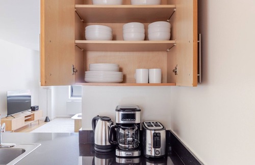 Hunters Point Appartement | Blueground | LIC, pool & gym, nr parks