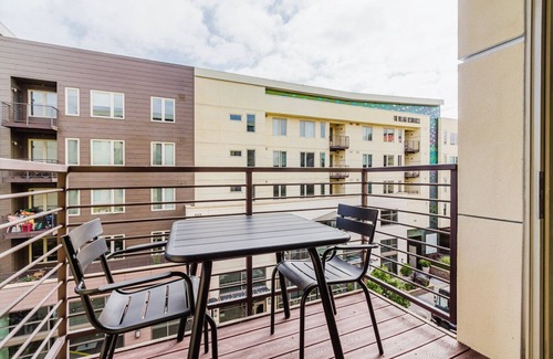 Mountain View Appartement | Blueground | Mountain View, pool, nr Shoreline Park
