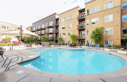 Mountain View Appartement | Blueground | Mountain View 1bd apartment