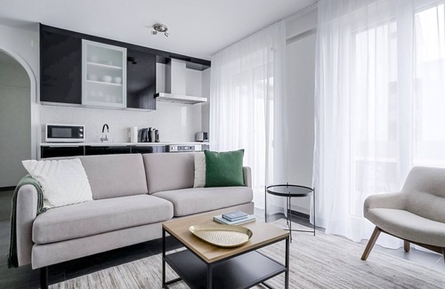 Seefeld Appartement | Blueground | Seefeld, elev, balcony, 3 min to lake