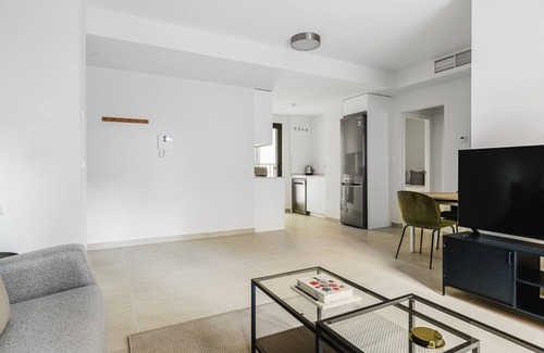 Tetuan Appartement | Blueground | Valdeacederas, pool & w/d, nr park