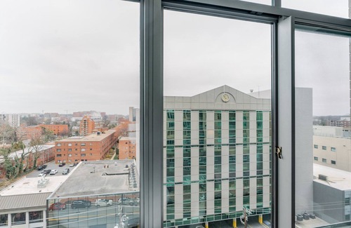 Woodmont Triangle Appartement | Blueground | Woodmont, pool & gym, nr Bethesda Row