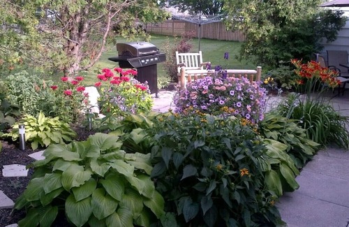 Zurich Cottage | Bluehaven Cottage - Grand Bend, Ontario, Canada