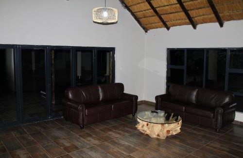 Louis Trichardt Cabine | Bluewave Farm Villa
