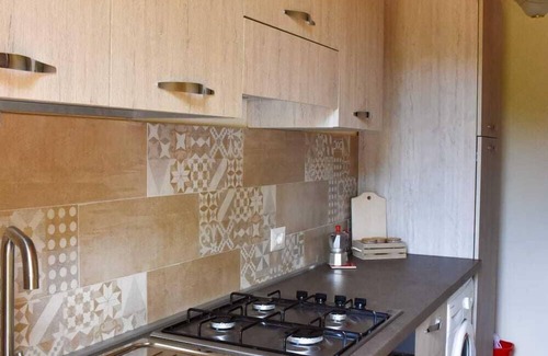 Drapia Maison | Bluiaia -Bilo - une terrasse à la campagne.