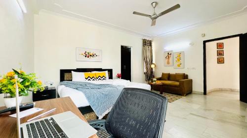 Defence Colony Appartement | BluO Studio - Defence Colony - BathTub, Kitchen