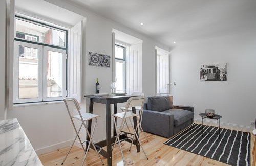Santa Catarina Appartement | BmyGuest - Príncipe Real Charming Apartment